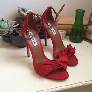 Steve Madden Red Bow Pumps
